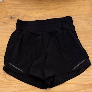 Lululemon Hotty Hot Women's Athletic Shorts- Size 4